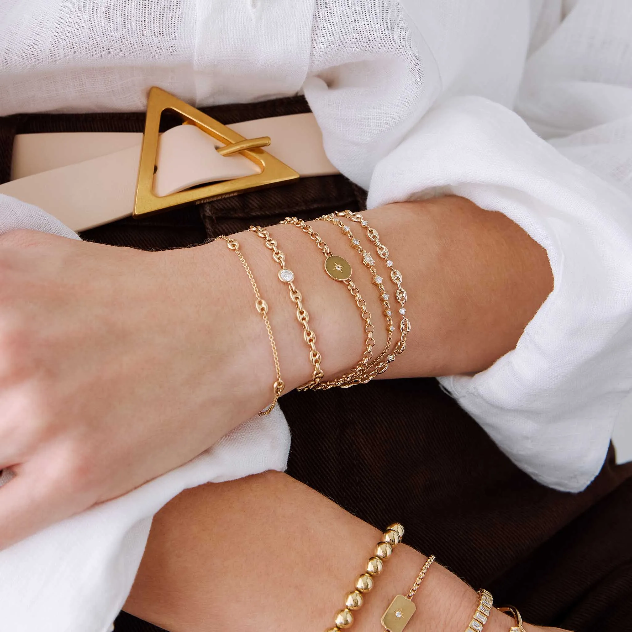 14k Floating Diamond Small Puffed Mariner Chain Bracelet