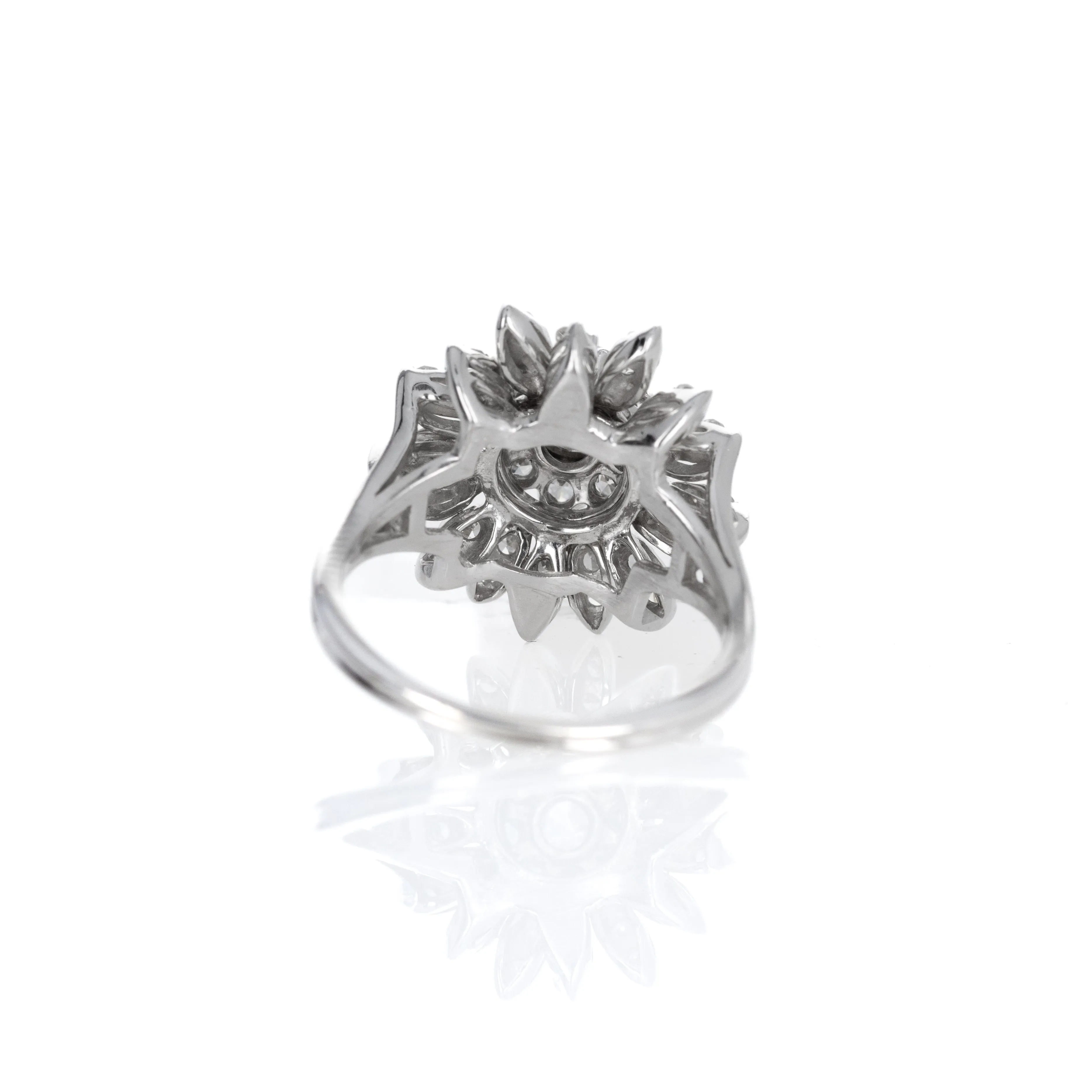 14K White Gold 1 Carat Round Diamond Starburst Cocktail Ring