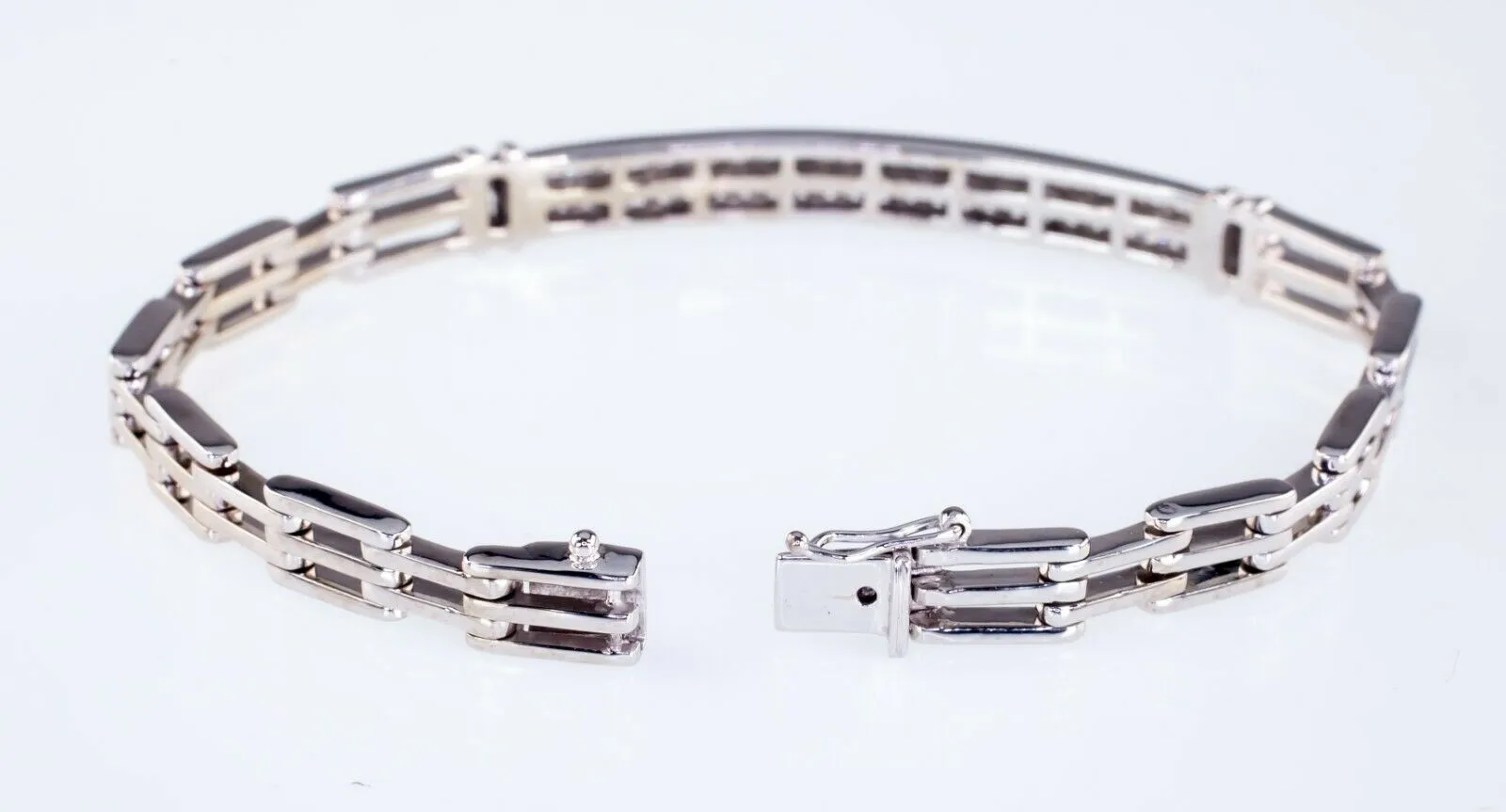 14k White Gold Channel Set Diamond Plaque Bracelet TCW = 1.25 ct