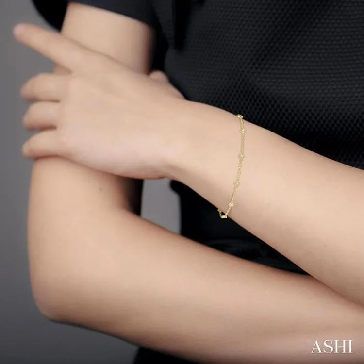 1/6 ctw Cushion Shape Mount Round Cut Diamond Station Bracelet in 10K Yellow Gold