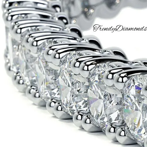 7.50ctw Round Brilliant Diamond Eternity Tennis Bracelet set in 14k White Gold