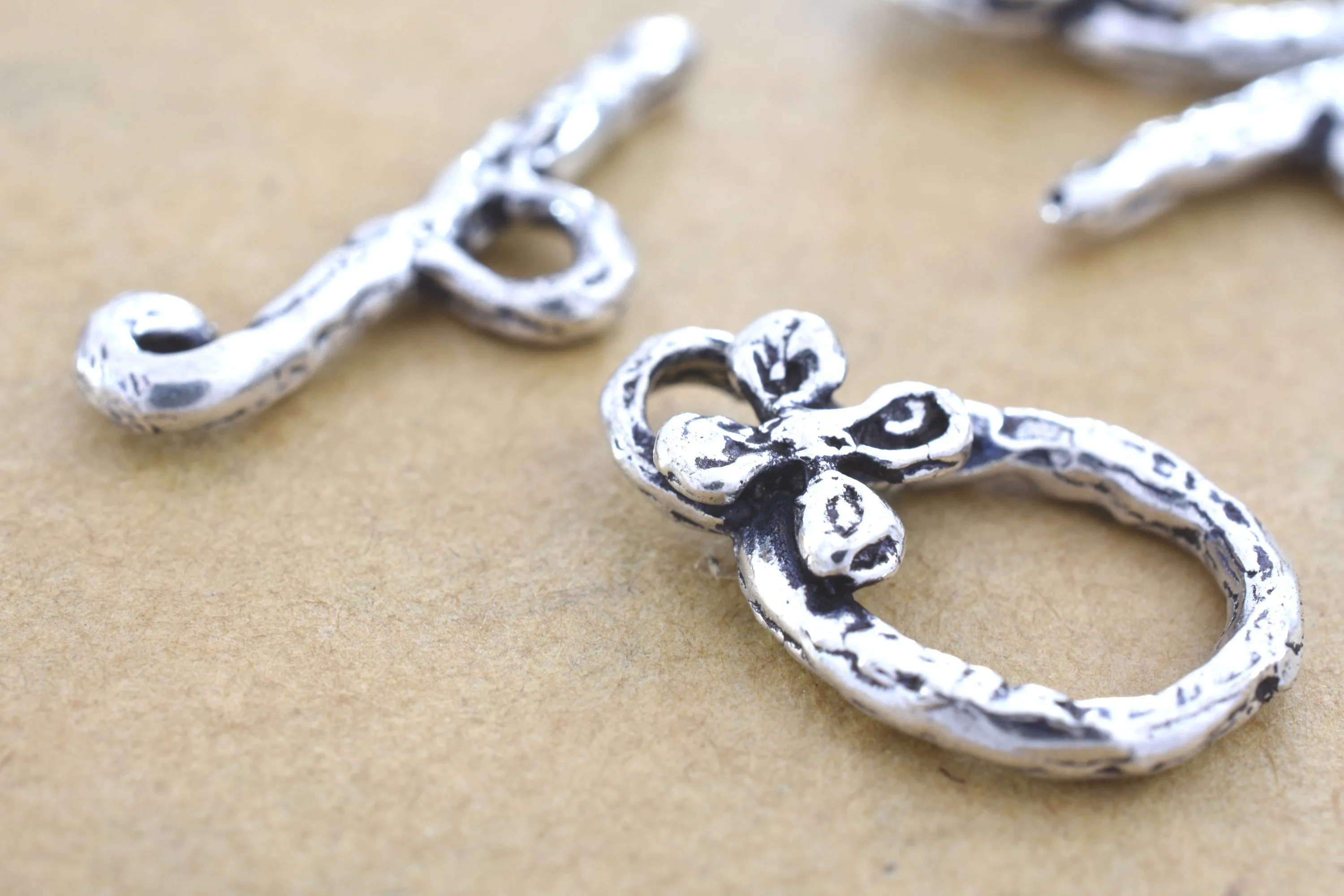 Artisan Silver Plated Toggle T Bar Flower Clasps