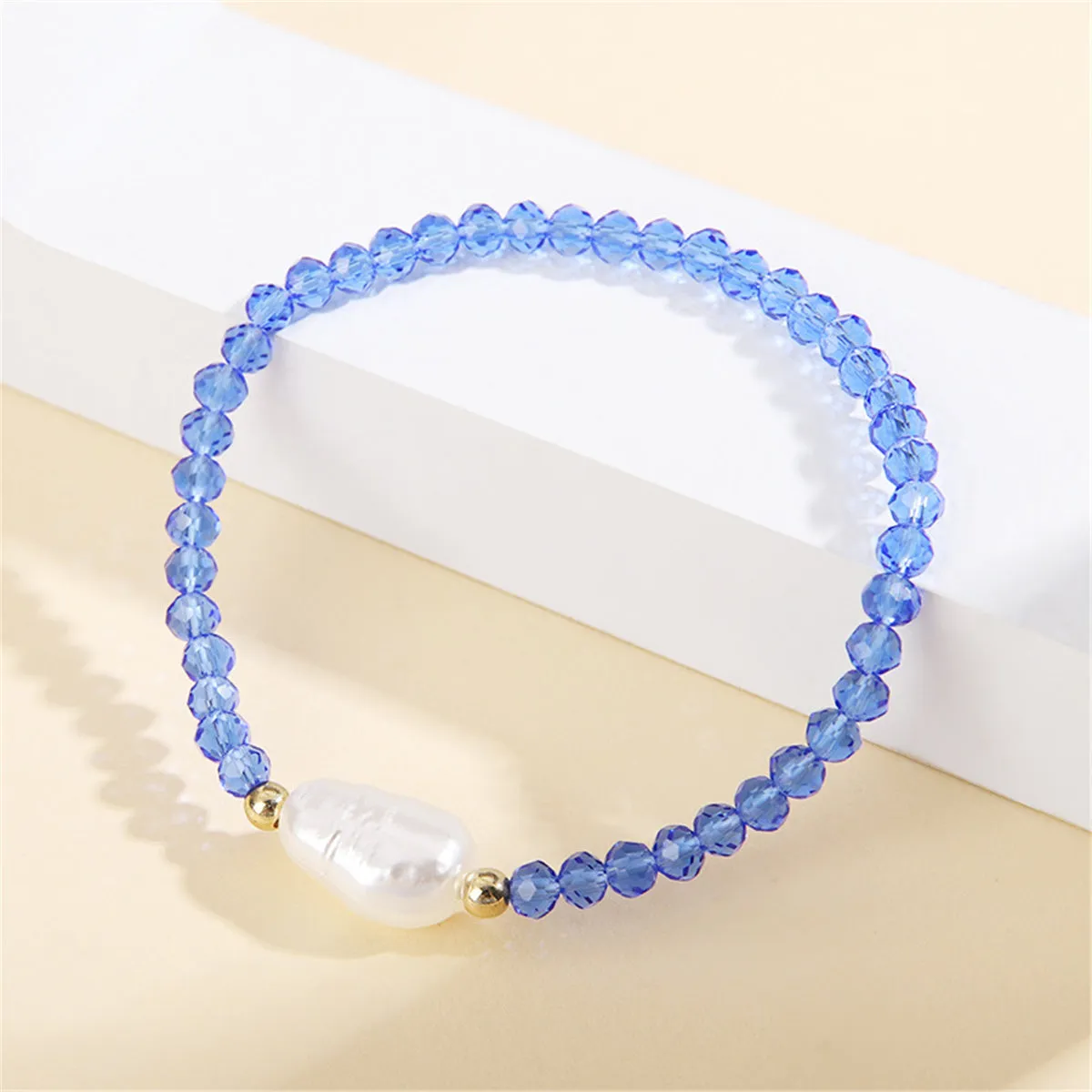 Blue Acrylic & Pearl Beaded Stretch Bracelet