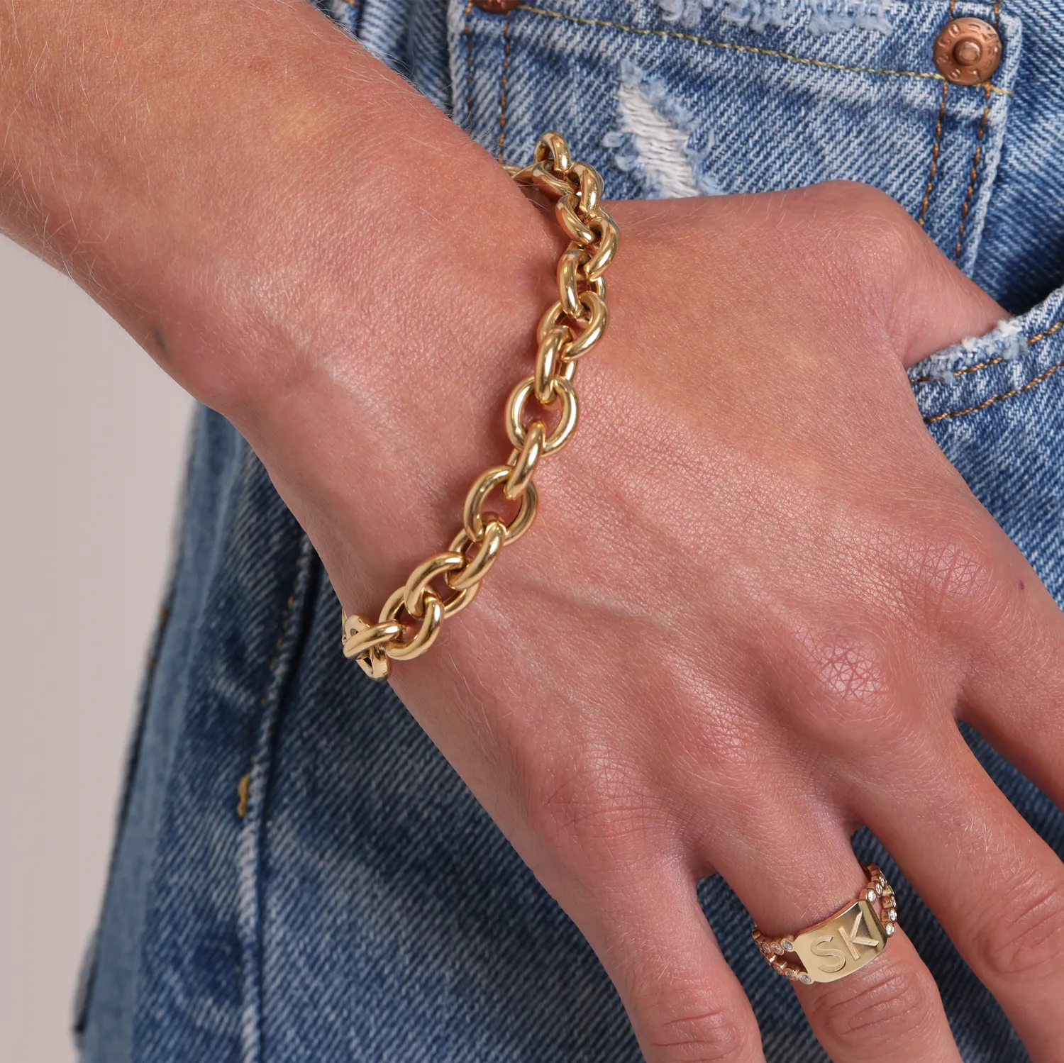 Bubble Diamond Bezel Signet Ring