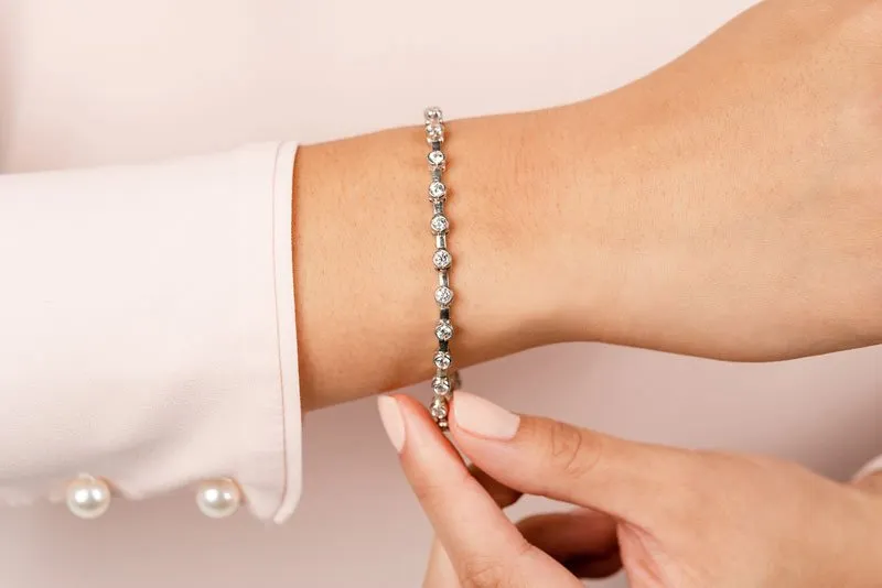 Classic Column Link Bezel Set Diamond Bracelet with 3.96 ct.(finished) 3.7mm