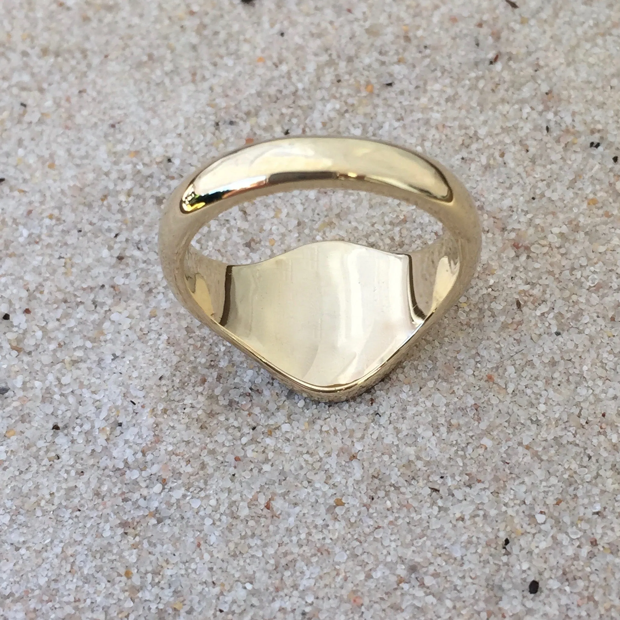 Classic Oval 14mm x 12mm - 9 Carat Yellow Gold Signet Ring