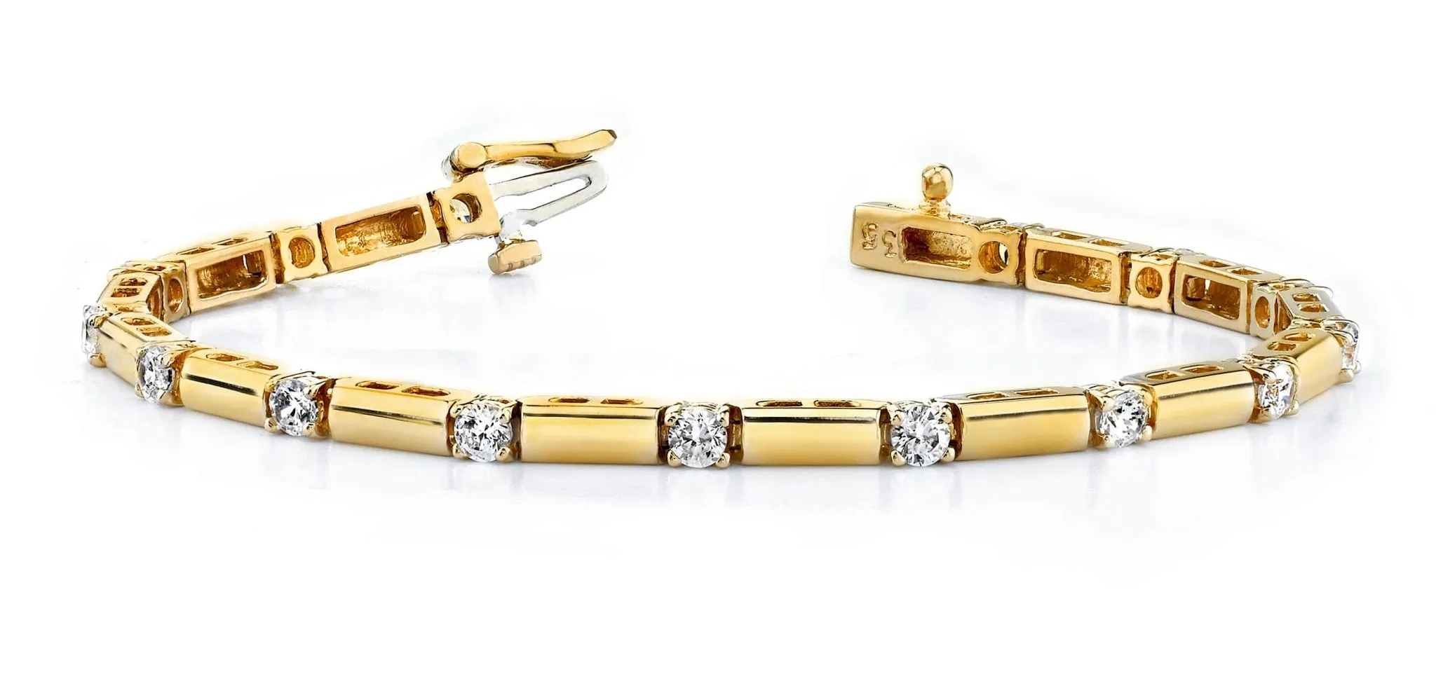 Clean Design Diamond And Bar Diamond Bracelet with 5.00 ct.(finished) 5.0mm