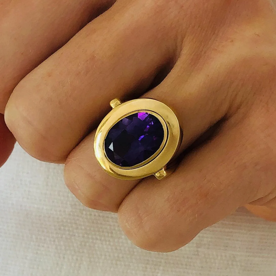 Cocktail Ring with Amethyst
