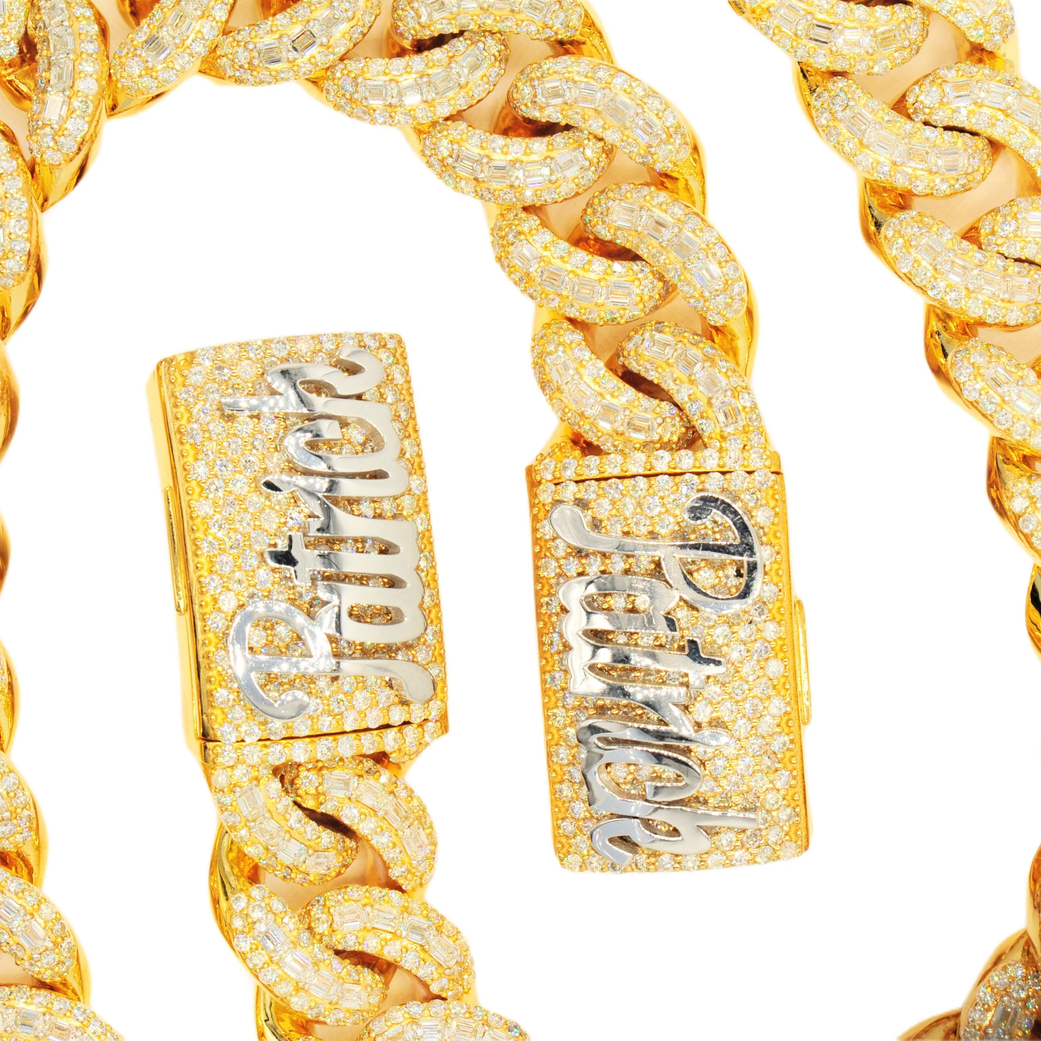Custom 10k Gold 32.49ctw Emerald and Round Diamond Cuban Bracelet. 9” Length