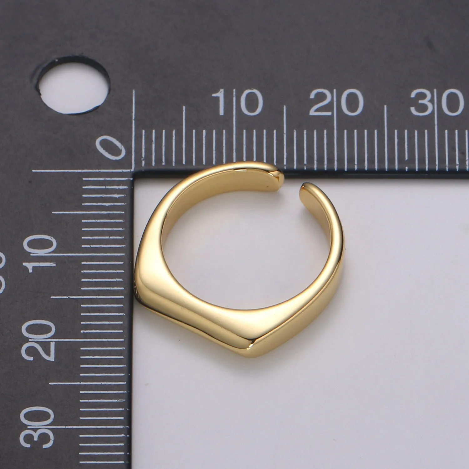 Dainty Signet ring - Square signet - Minimalist gold ring - Signet gold- Stack ring - Dainty Open ring - Size 6 gold ring