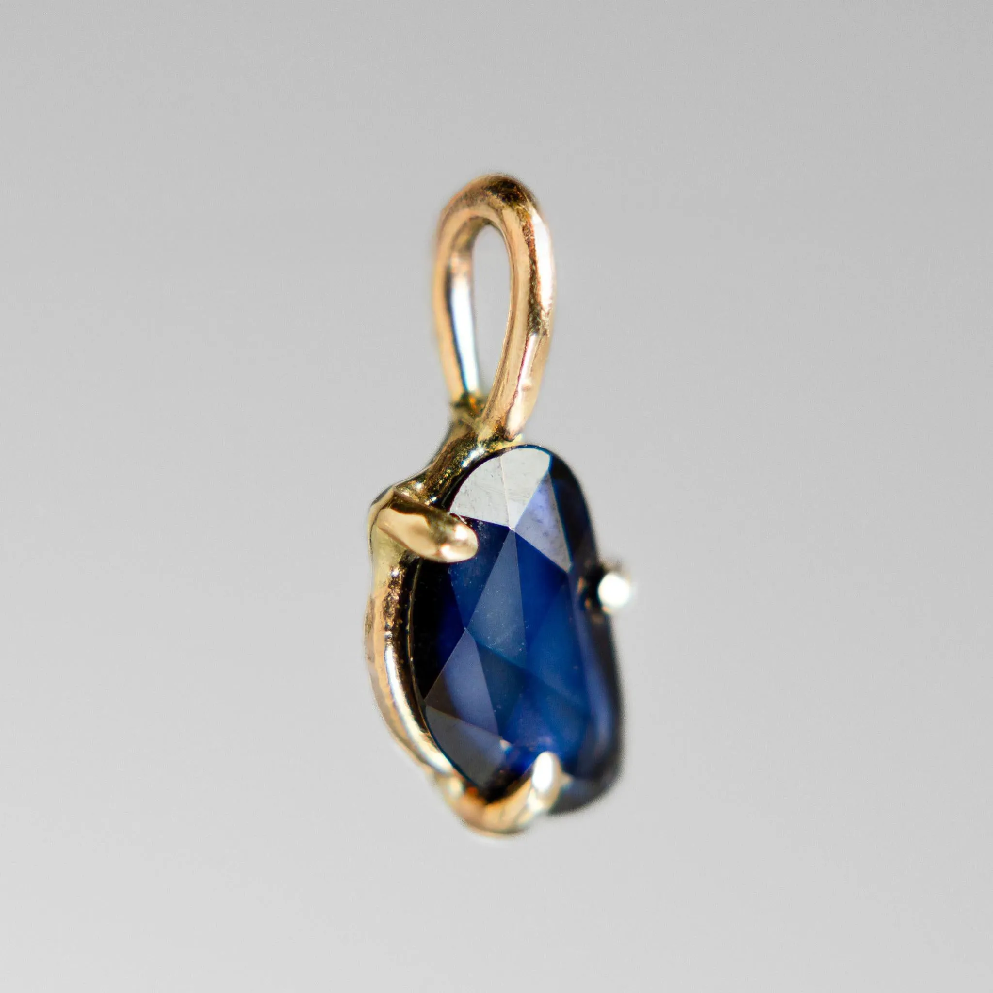 Daybreak Freeform Sapphire Charm No. 2 | Blue Sapphire | 14k Yellow Gold