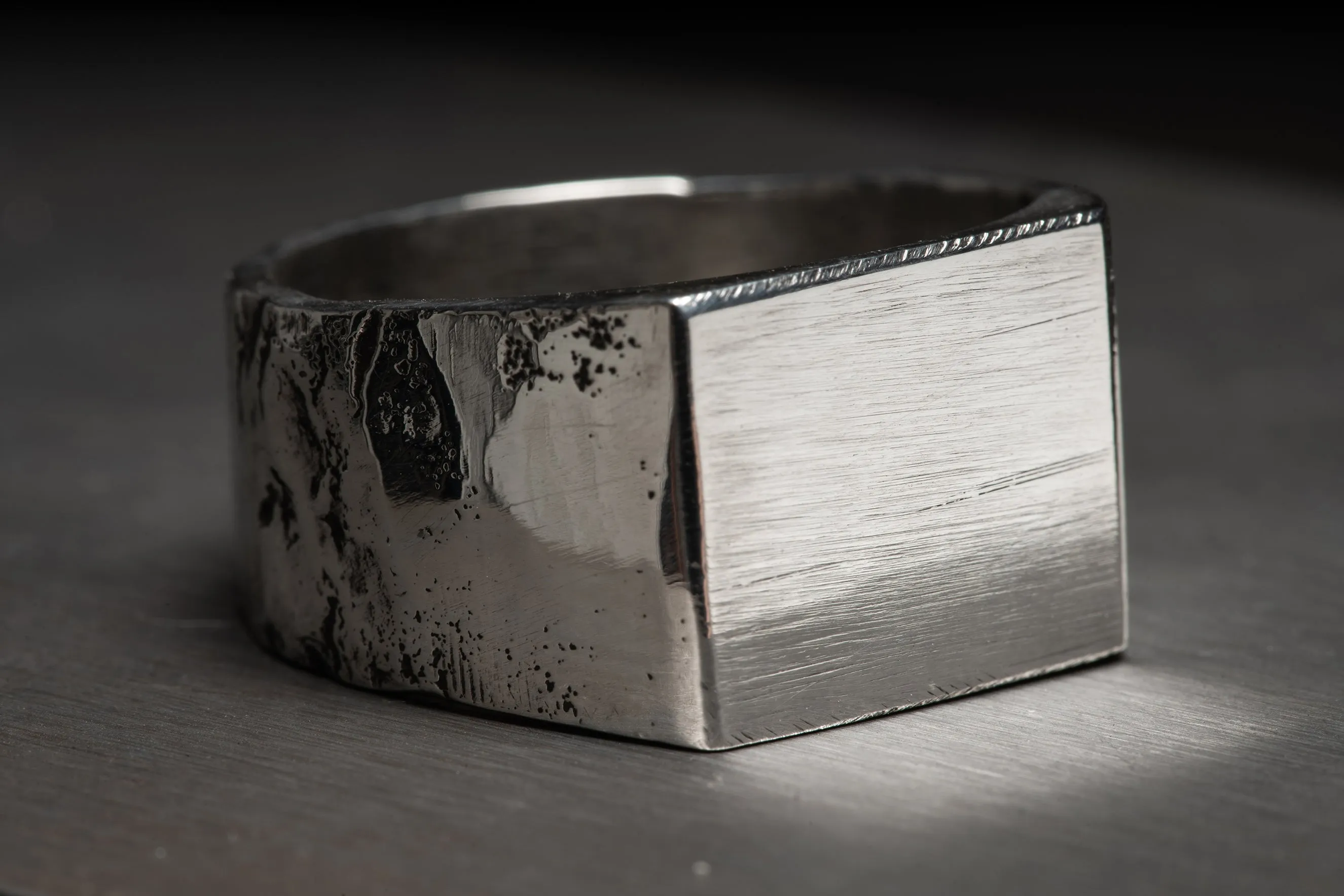 Drifter Signet Ring