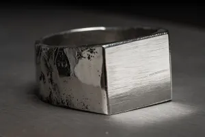 Drifter Signet Ring