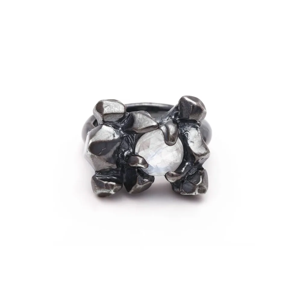 ELIXIR COCKTAIL RING | MOONSTONE
