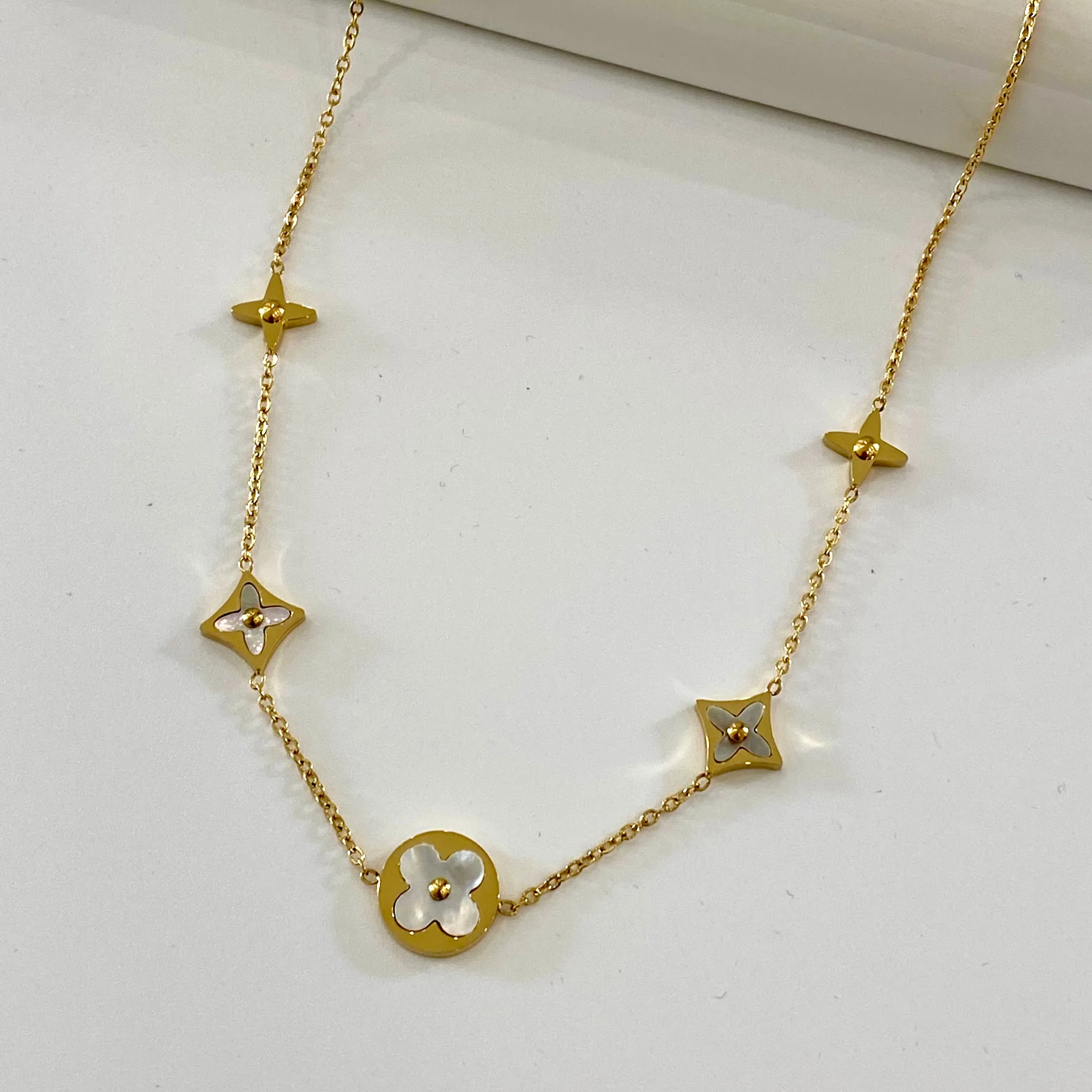 Four Leaf Clover Flower Necklace - Gold and Rose Gold