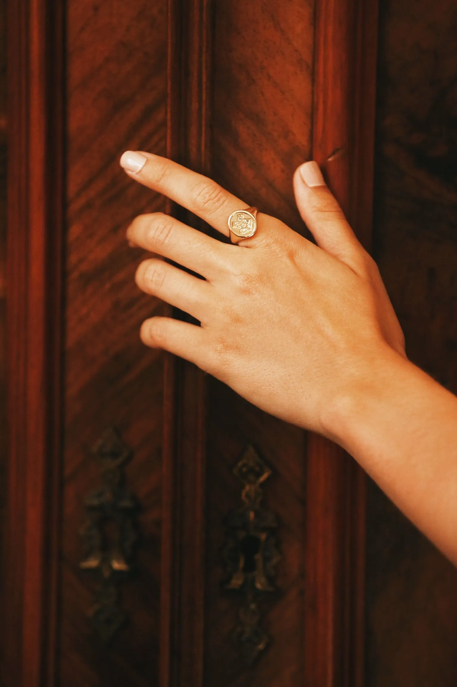 Hogwarts Crest Signet Ring
