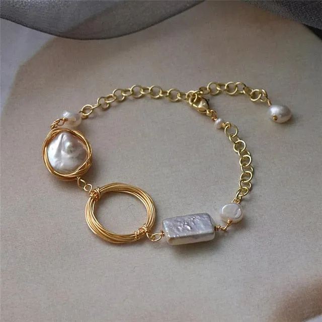 HUANZHI 1 Korean New Round Buckle Heart-shaped Natural Pearl Gold Plating Bracelets for Women Girls Party Jewelry Gifts