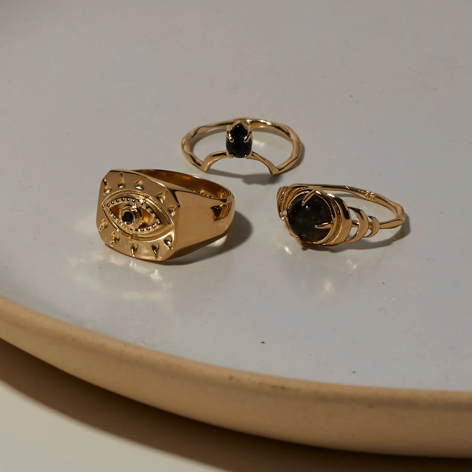 Lone Eye Signet in Black Spinel