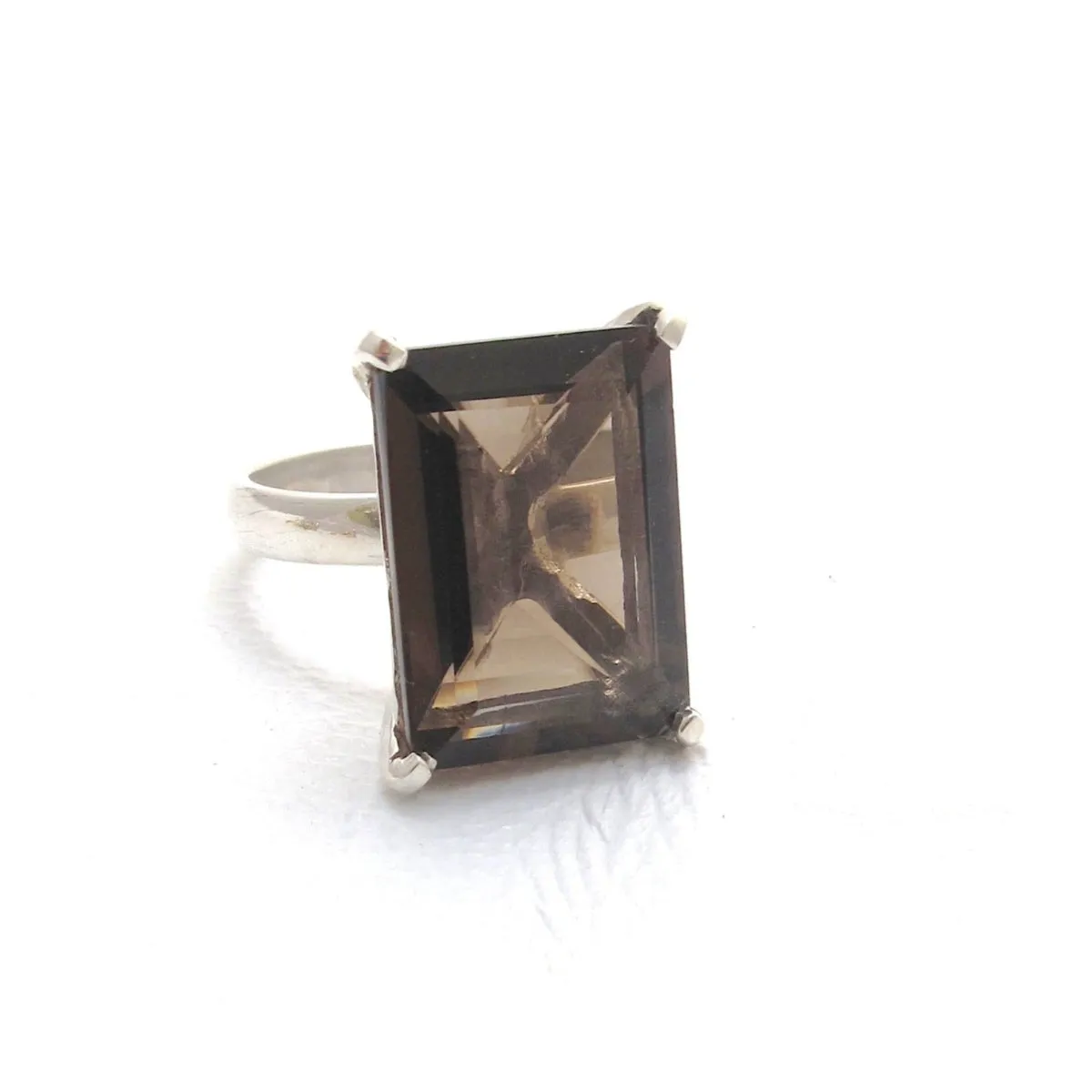 Lucent Smoky Quartz Ring