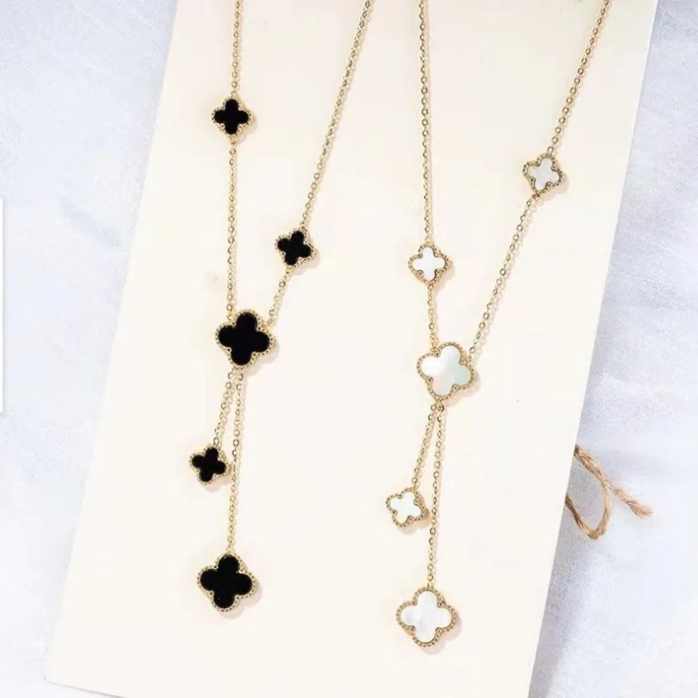 Lucky Floral Black and White Double Sides Necklaces