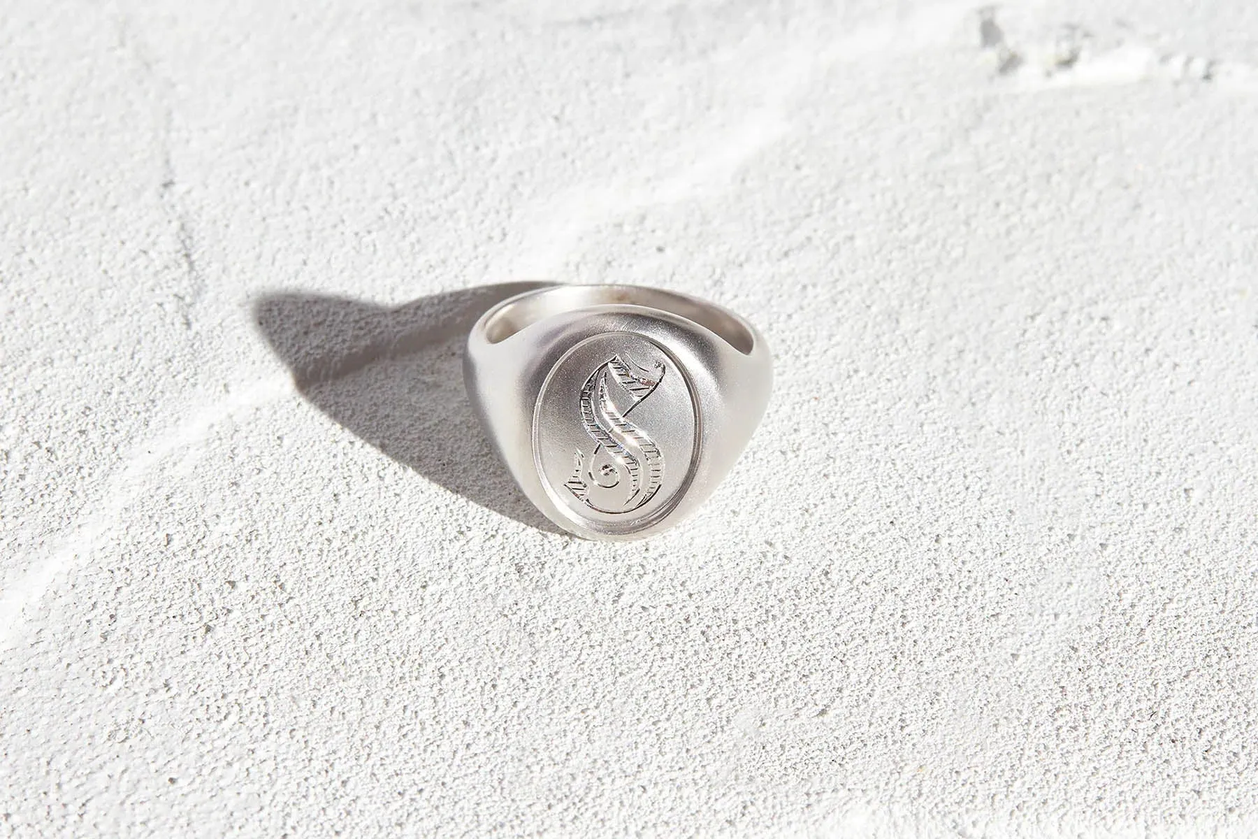 Men's Oval Signet Ring in White Gold