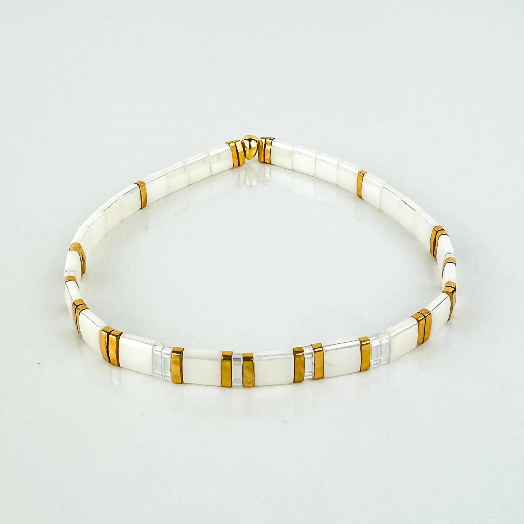 MORE THAN GOLD Glass Tila Bead Stretch Bracelet