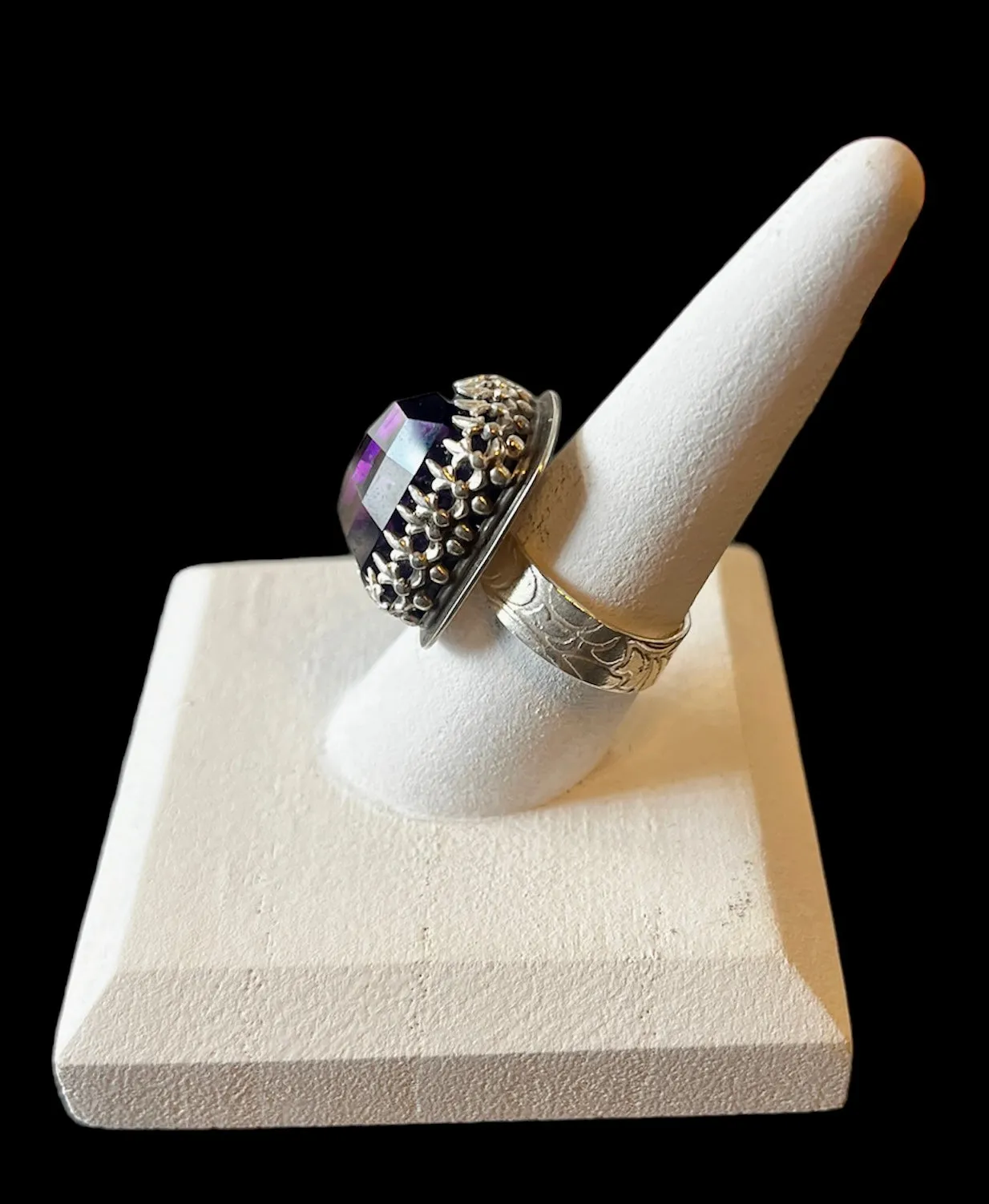 Obscuro Jewelry Regal Amethyst Ring