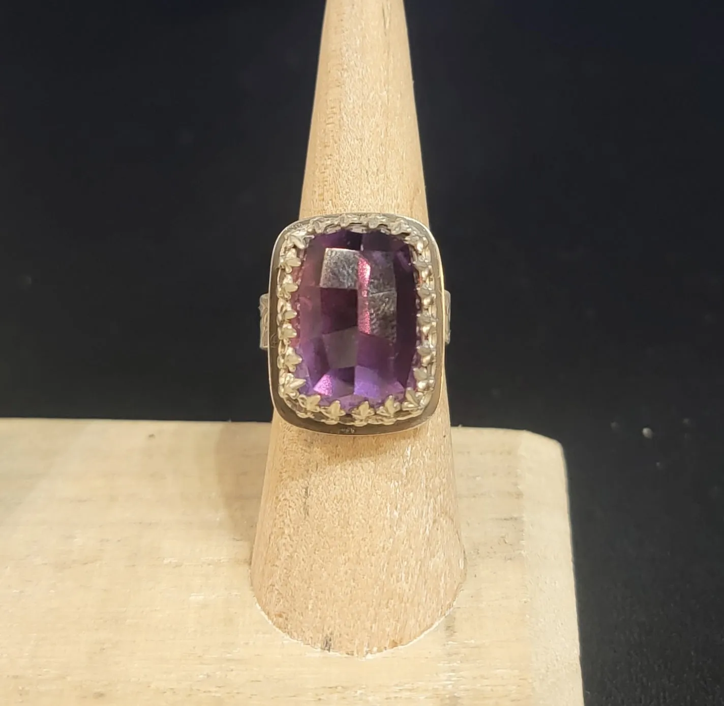 Obscuro Jewelry Regal Amethyst Ring