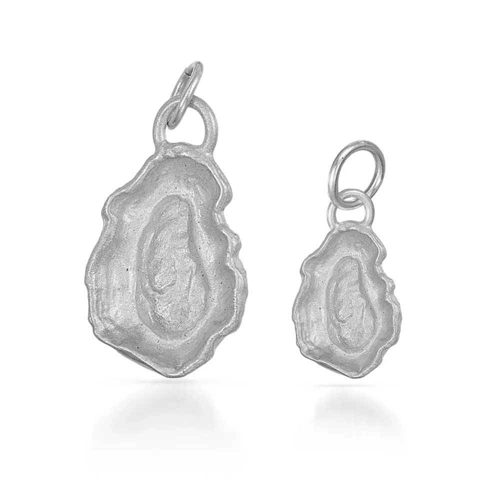 Oyster Charm in Silver