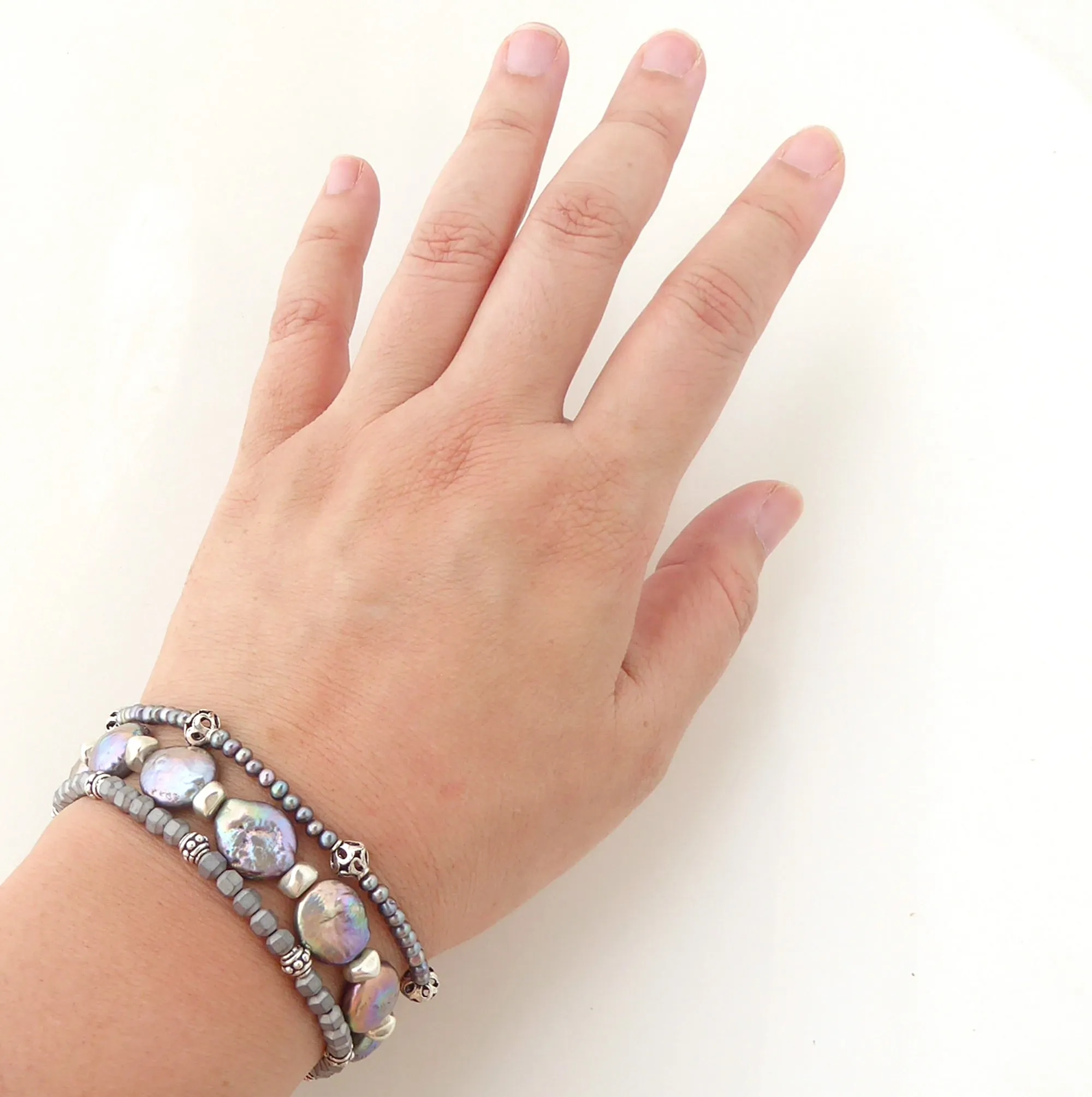 Peacock pearl bracelet set