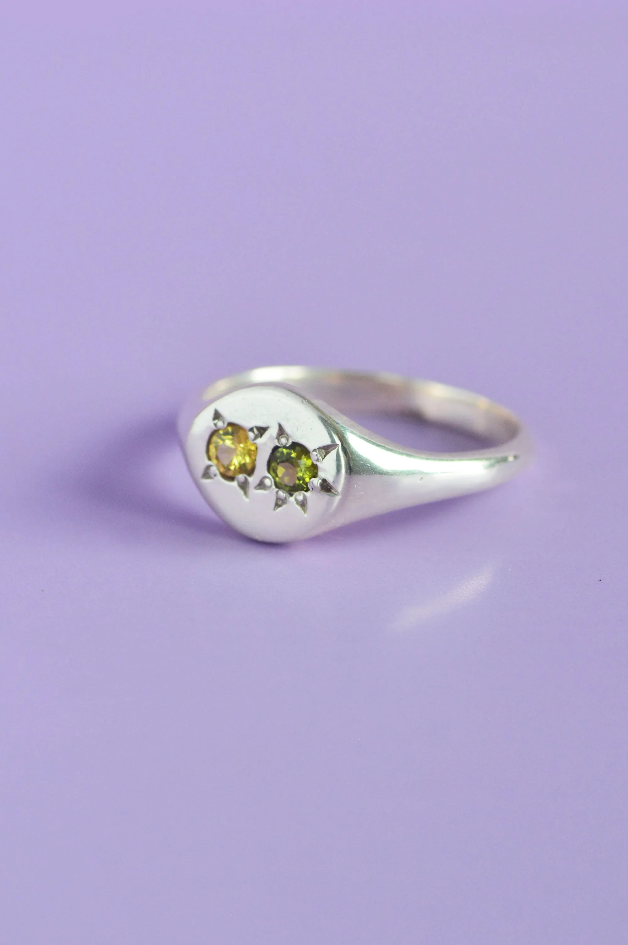 Pickles Sapphire Round Silver Signet 800-1