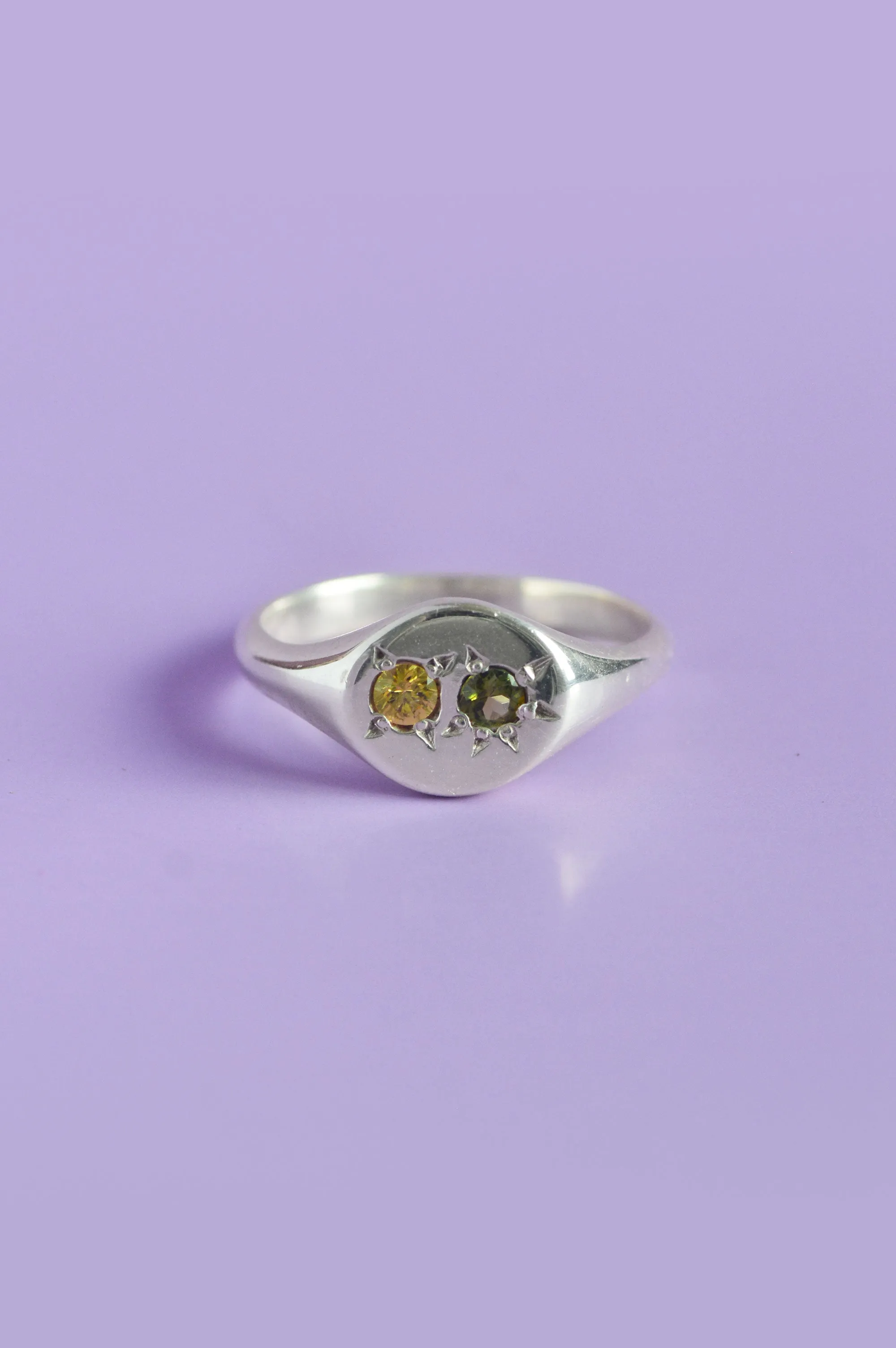 Pickles Sapphire Round Silver Signet 800-1