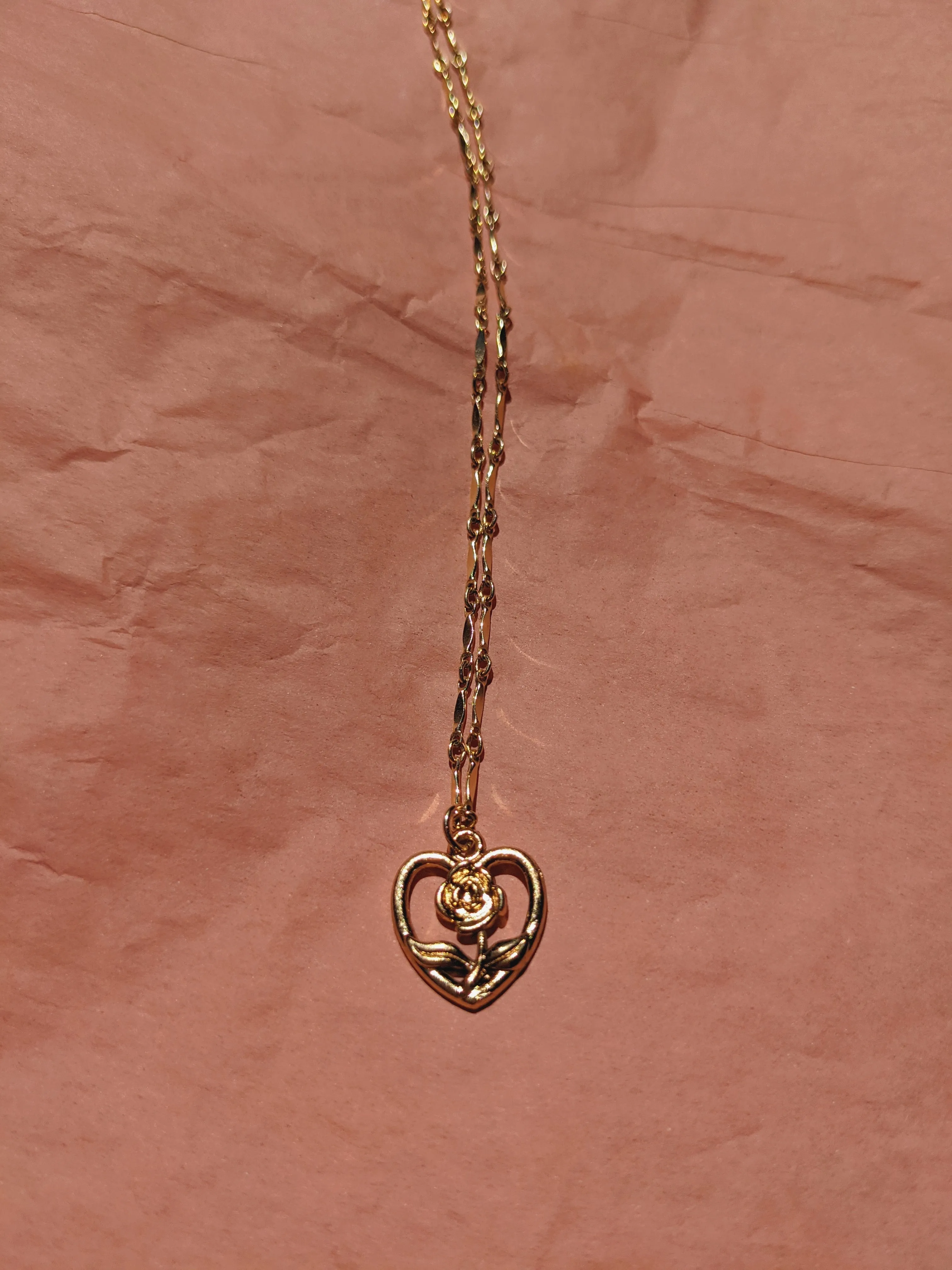 Rosa Bonita Necklace