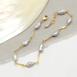 Sea Stones: Sylvia (Keshi Pearl Bracelet)