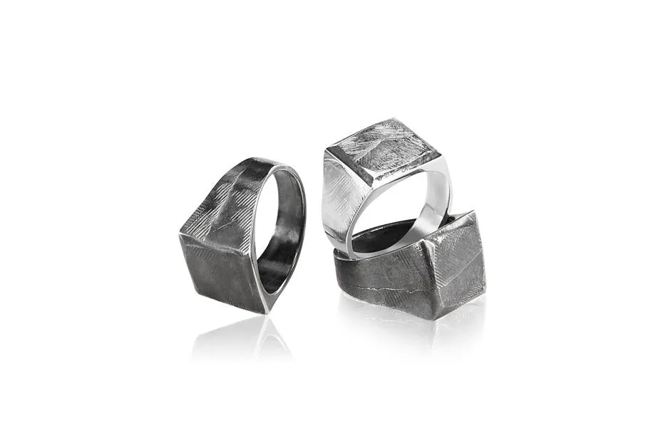 Signet Ring