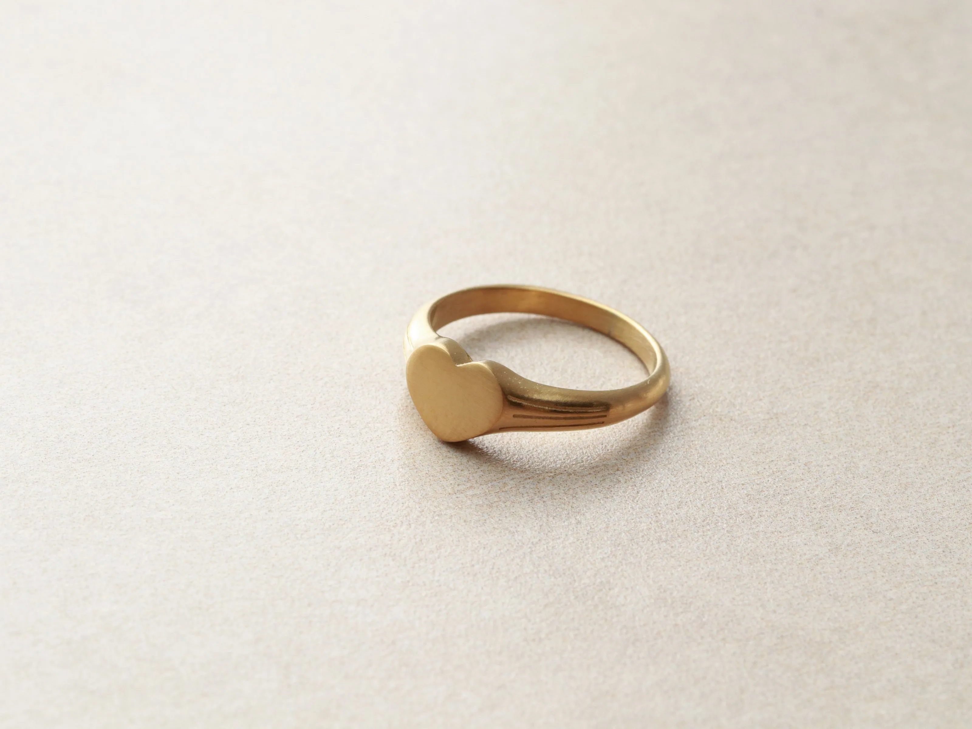 Solid Signet Heart Ring