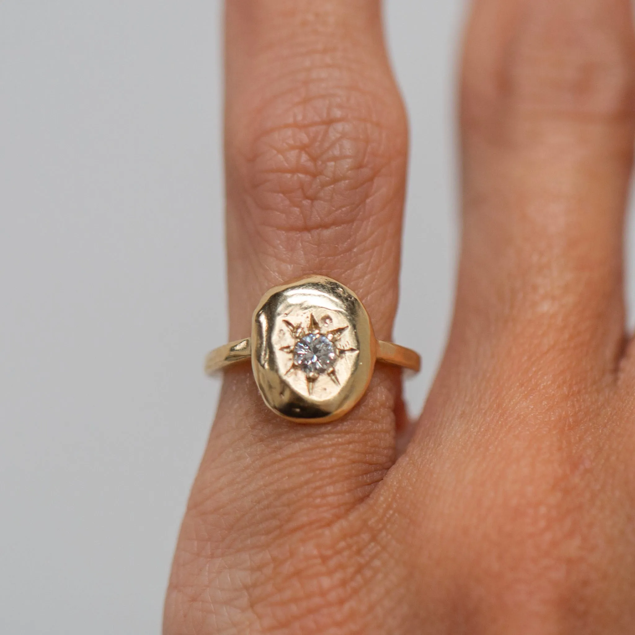 Star Set Ore Signet