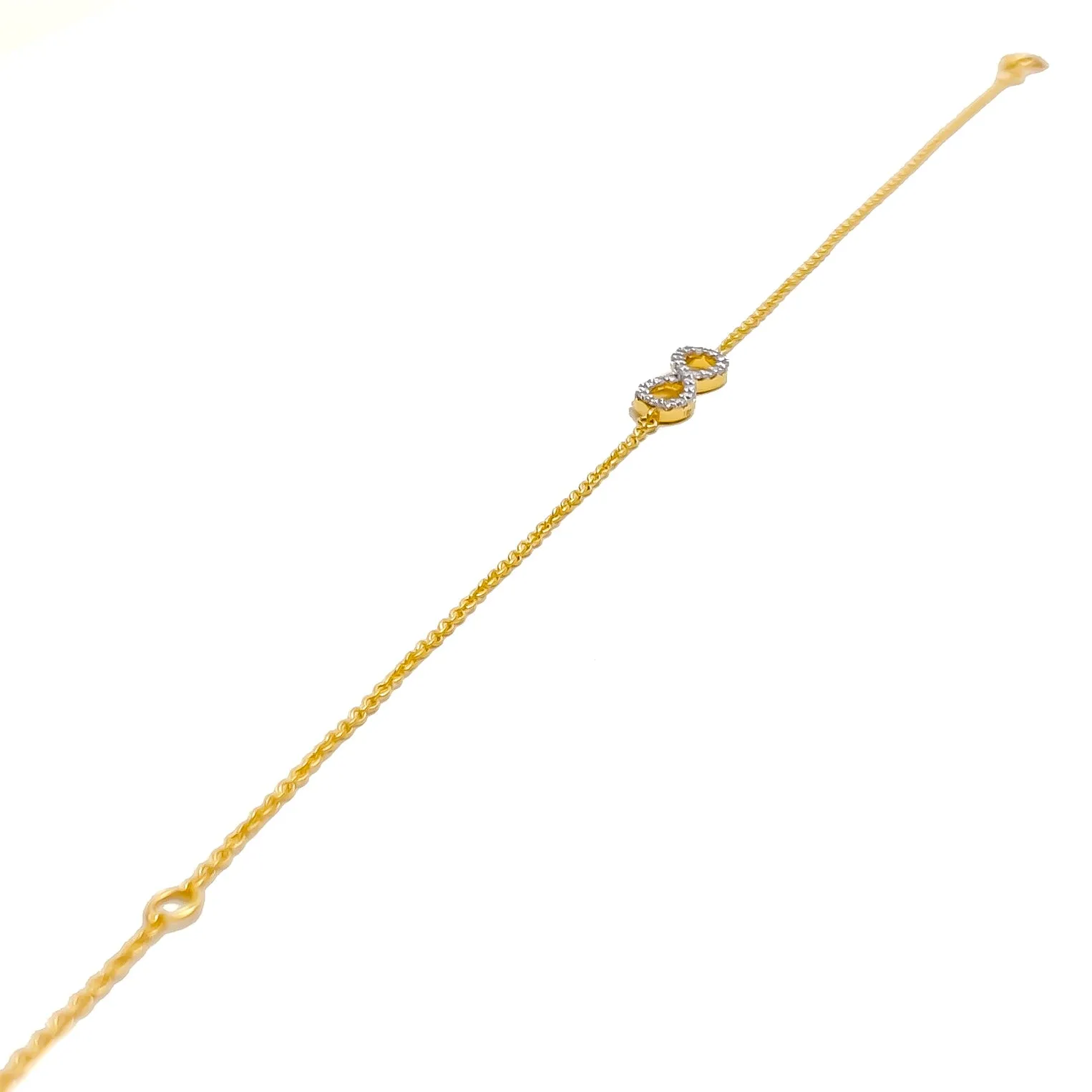 Stylish Radiant Infinity Loop Diamond   18k Gold Bracelet