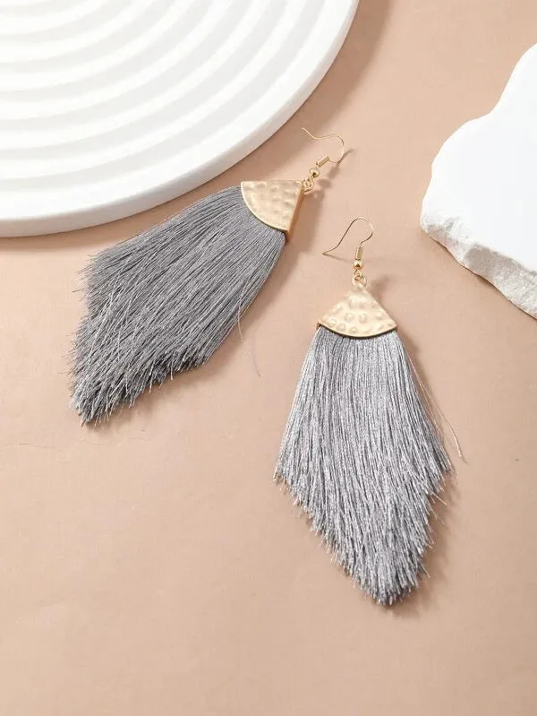Thread Tassel Earrings Grey