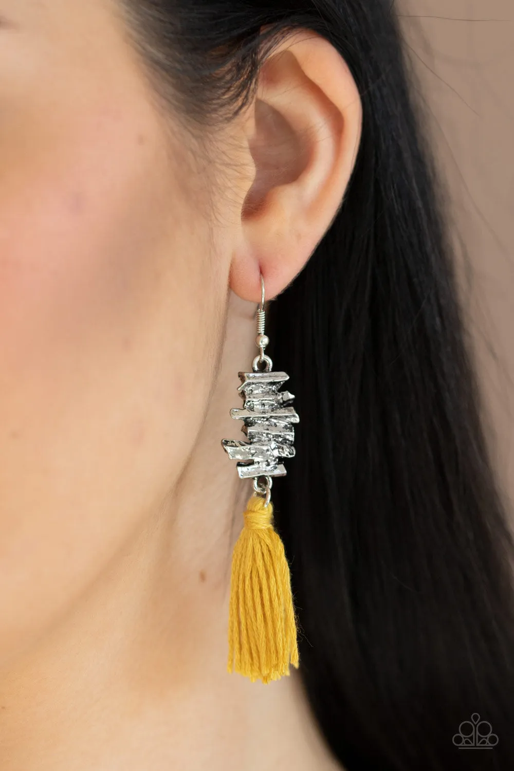 Tiki Tassel - Paparazzi Accessories