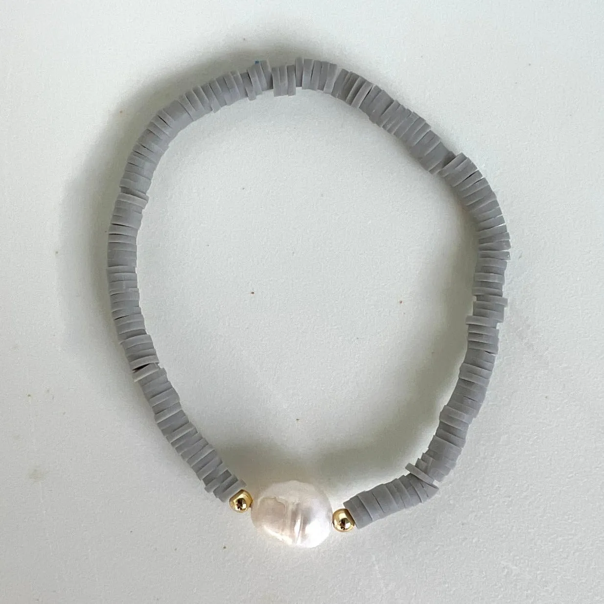 TM Poly Bead Perla Bracelet