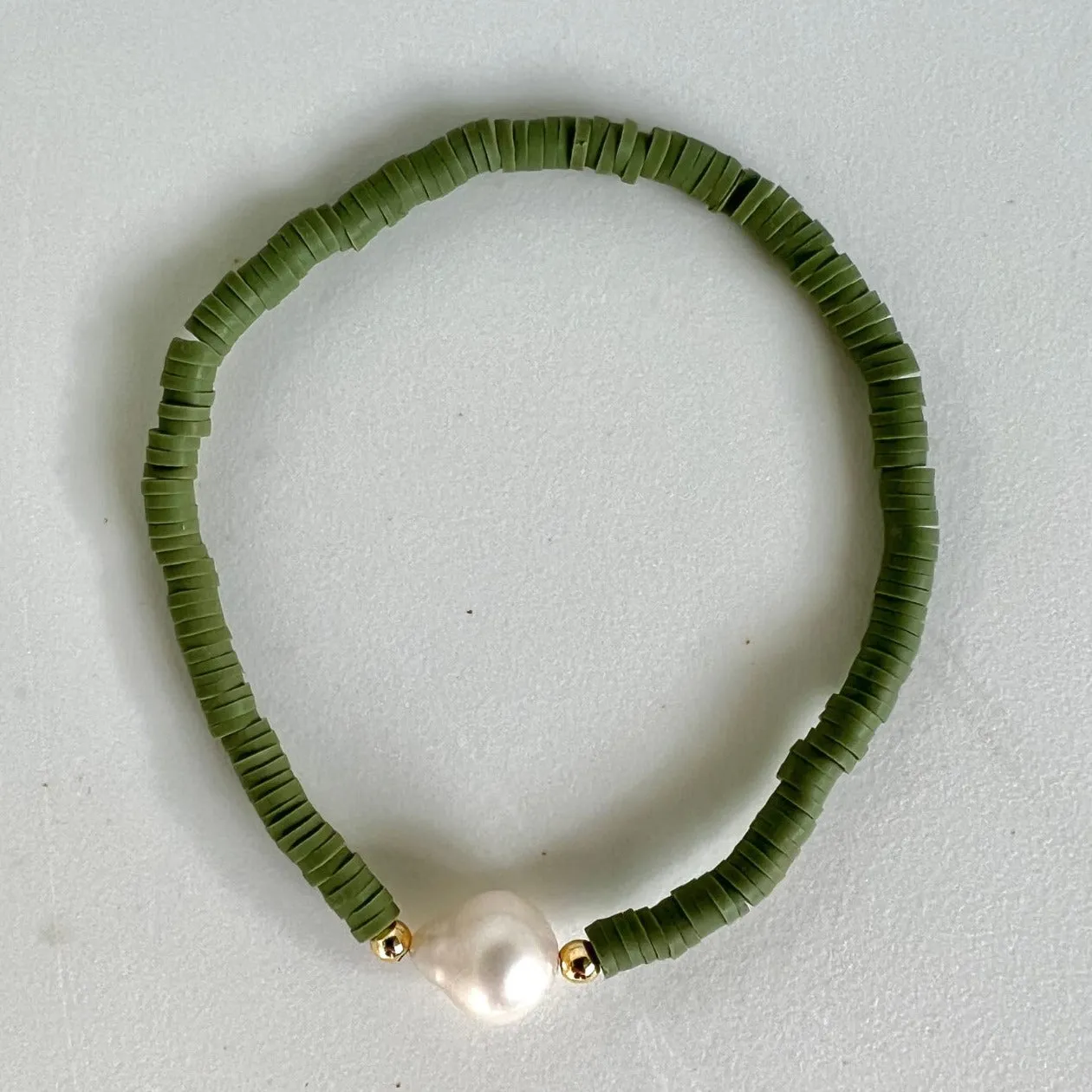 TM Poly Bead Perla Bracelet