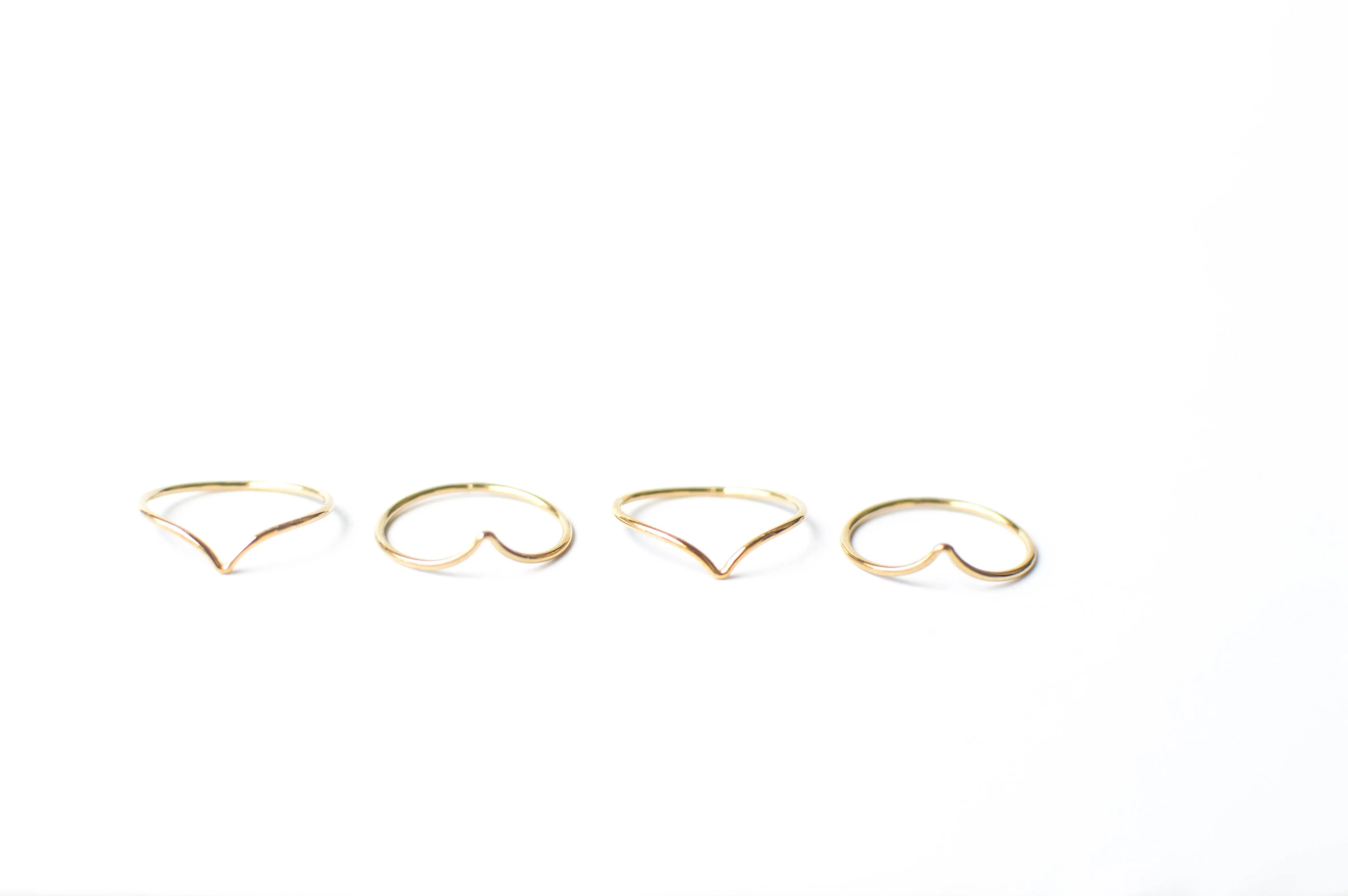 Trendolla Sterling Silver Highs And Lows Ring Wave Ring