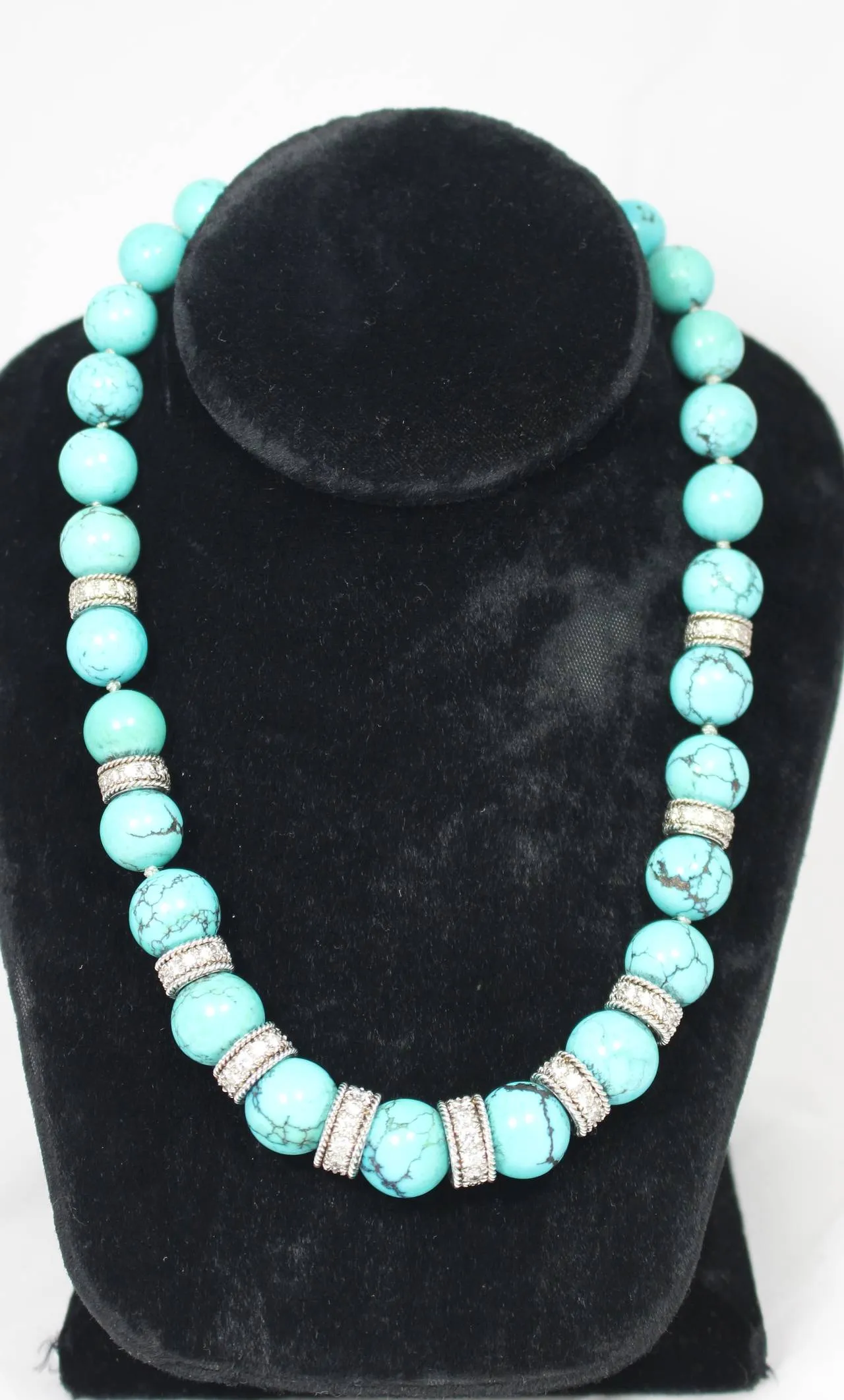 TURQUOISE Diamond 18 Karat Gold Necklace Set