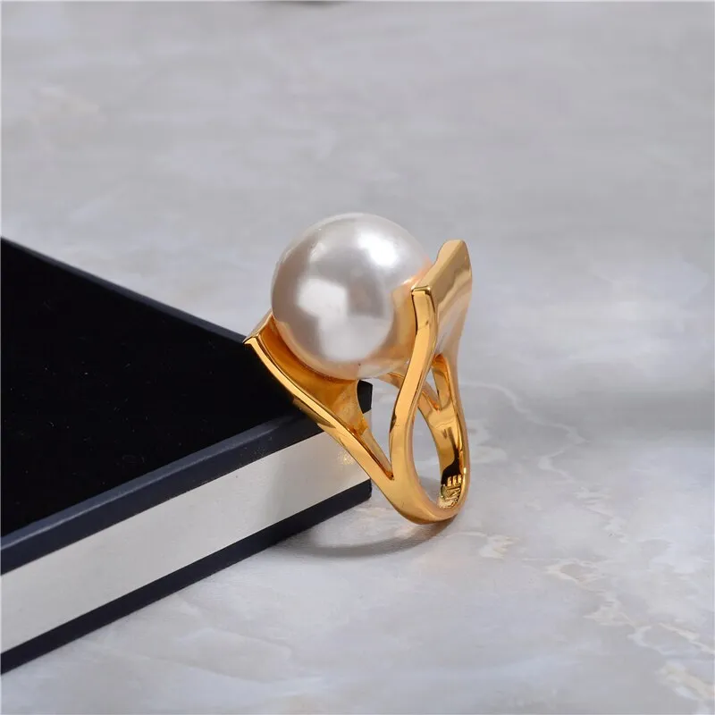 Vintage Baroque Pearl Ring Gold for Women Girls Party Jewelry