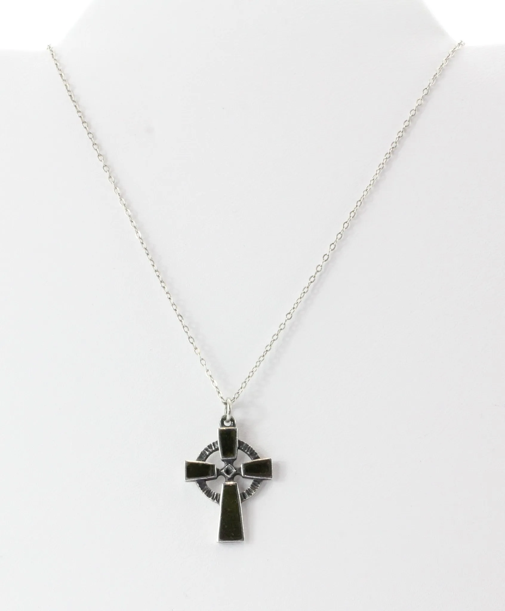 Vintage Sterling Silver & Green Agate Irish Celtic Cross