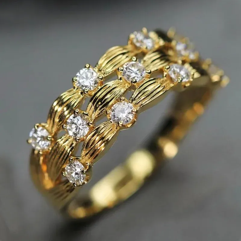 Wide Ring for Women Gold Color Luxury Twist Design Band Cocktail Rings Fashion Female Accessories Party Jewelry